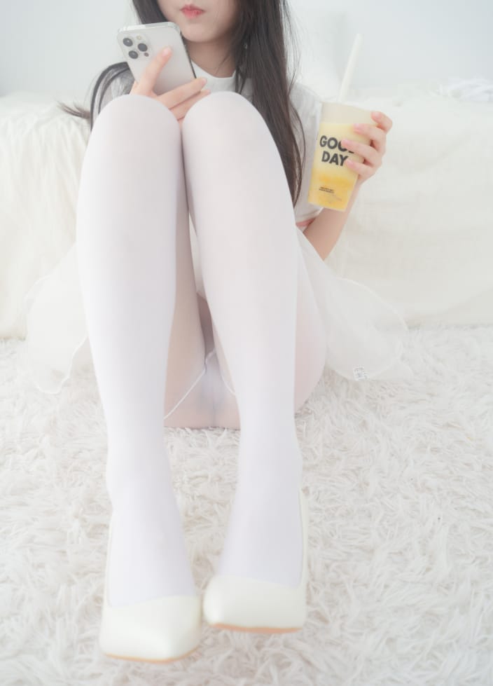紧急企划 – 小恩 – 内部017 [87P1V-3.96G]-玩偶屋