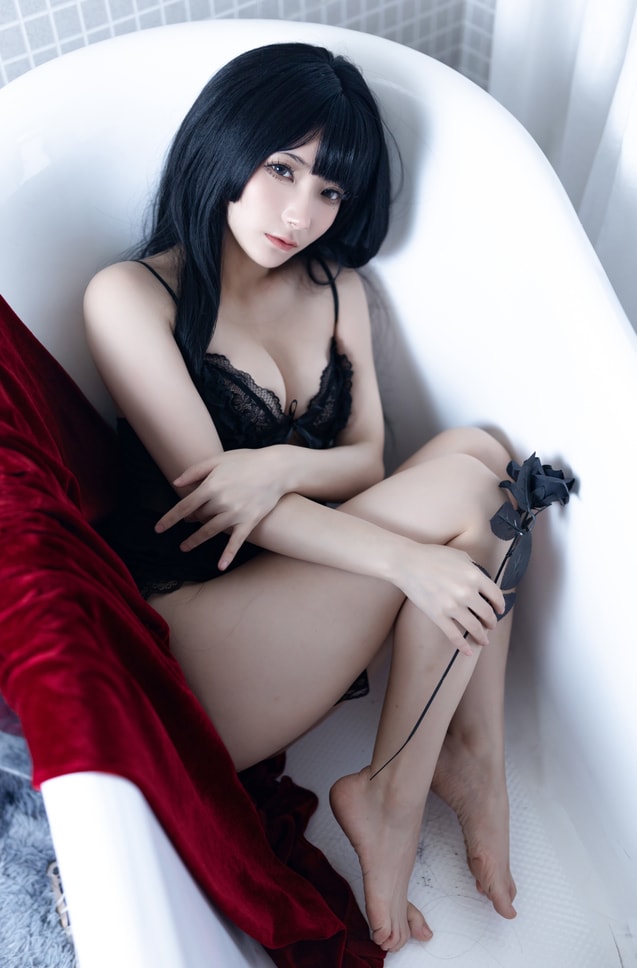 是三不是世w – NO.12 黑玫瑰[40P-313MB]-玩偶屋
